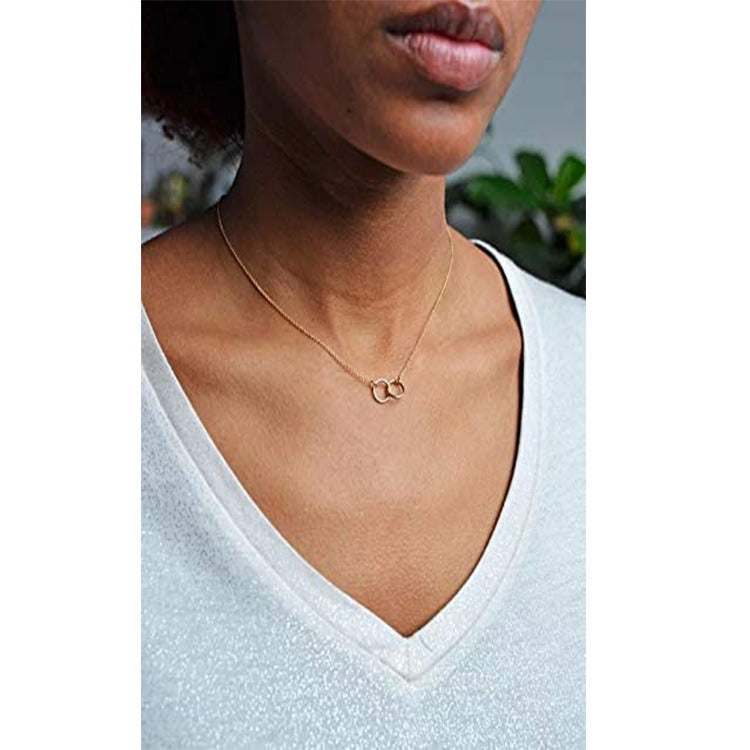 Fashionable Round Necklace